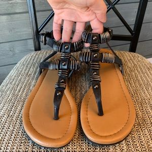Gianni Bini Kikk-it black studded sandals size 8.5